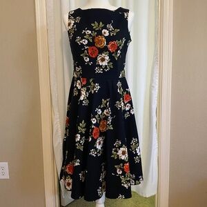 Chicanary-Black and Floral-Vintage Inspired Dress Fit and Flare Size Large‎